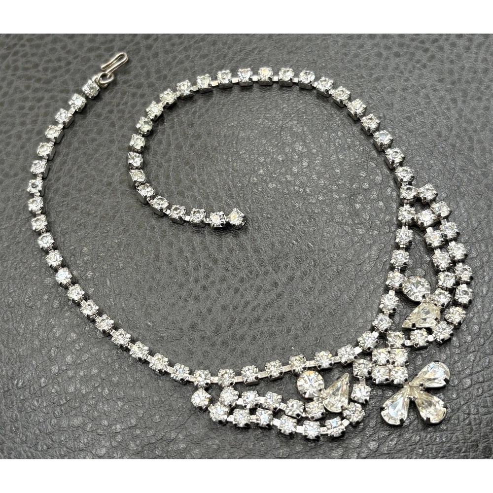VTG Rhinestone Bib Necklace Bow Motif Statement Collar Choker Silver Tone 15"